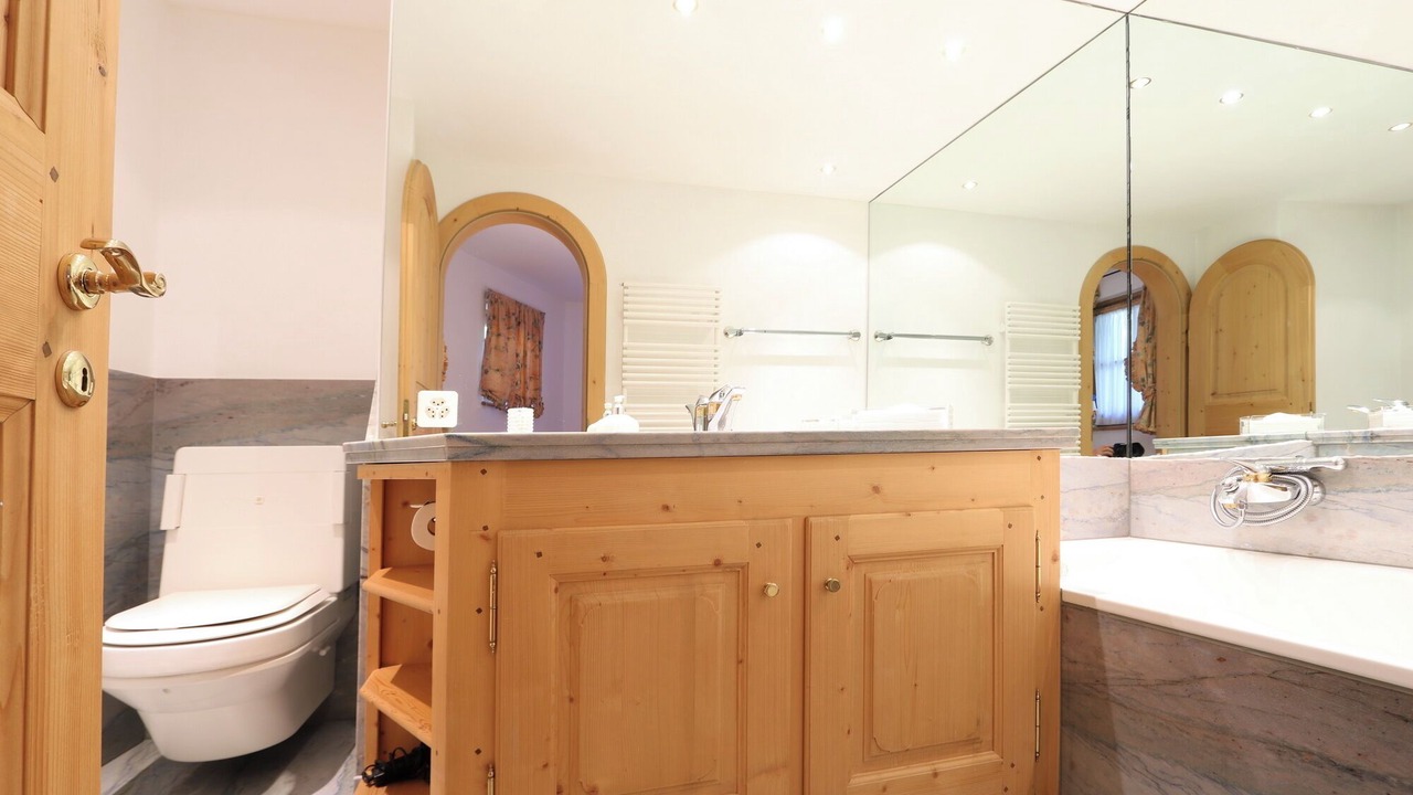 Photo of Bathroom in Champfer