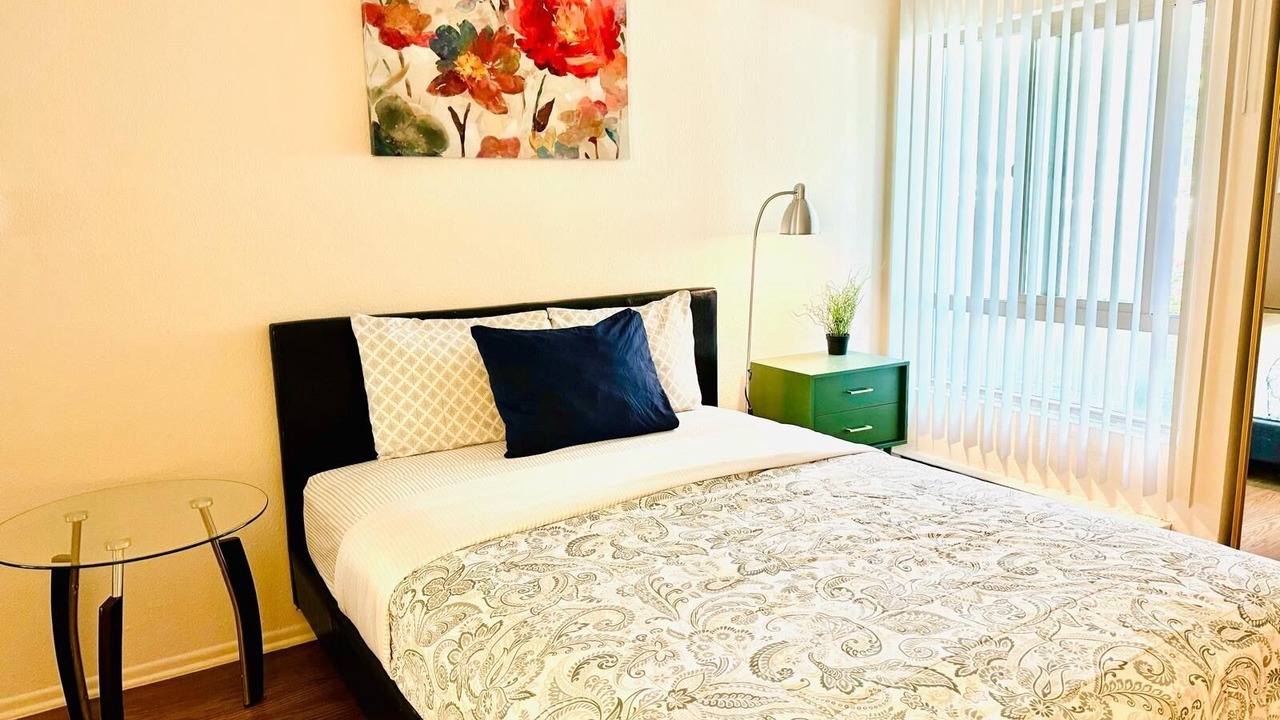 Photo of Bedroom in Marina Peninsula