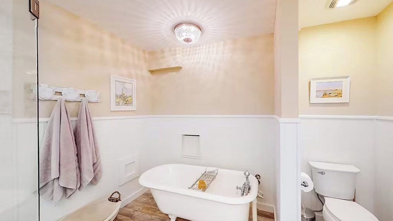 Photo of Bathroom in Upper Grand Lagoon