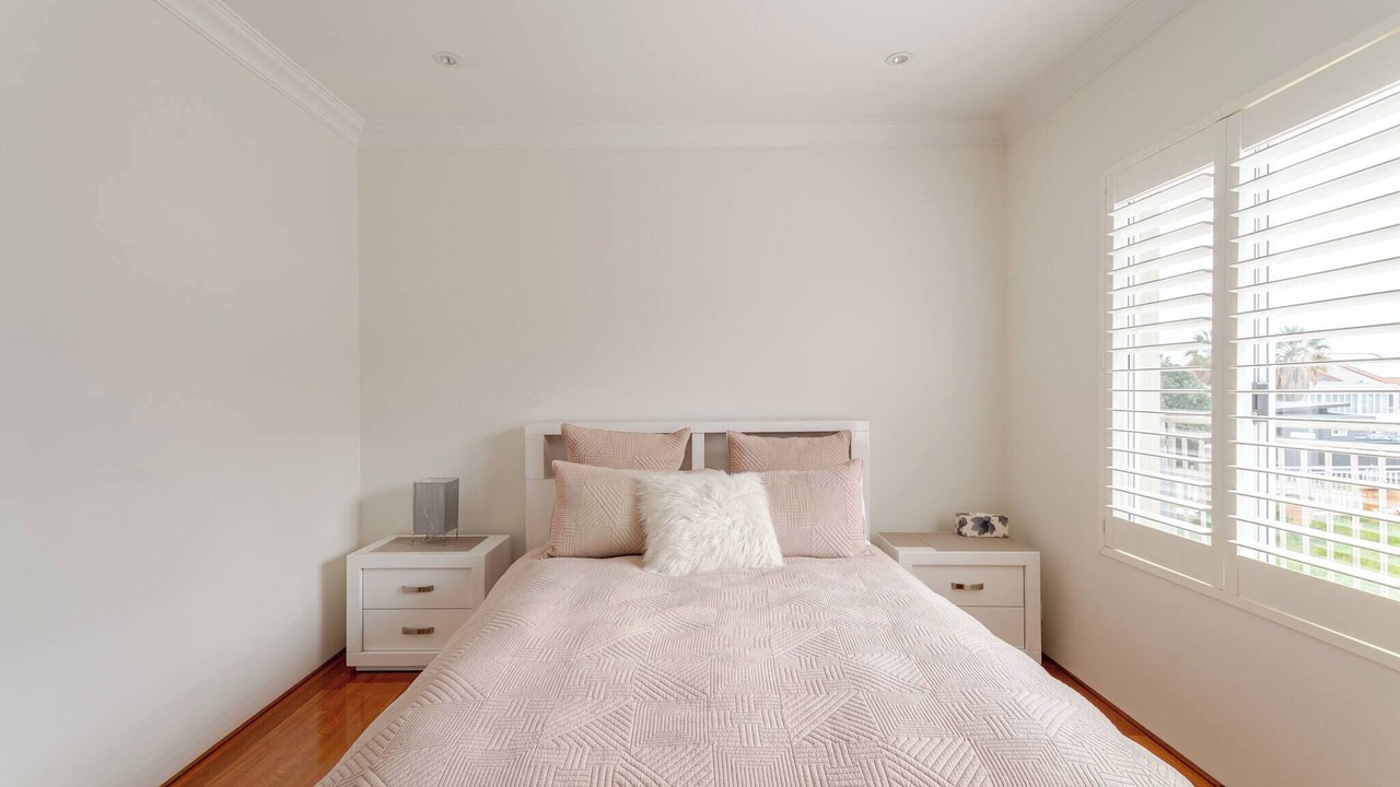 Photo of Bedroom in Mindarie