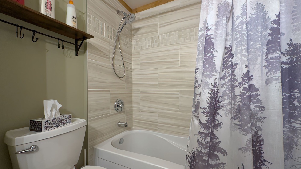 Photo of Bathroom in Hillcrest Mines