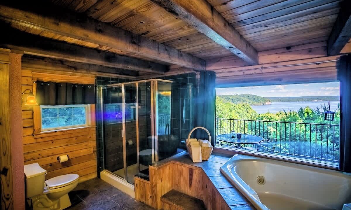 Photo of Bathroom in Garfield