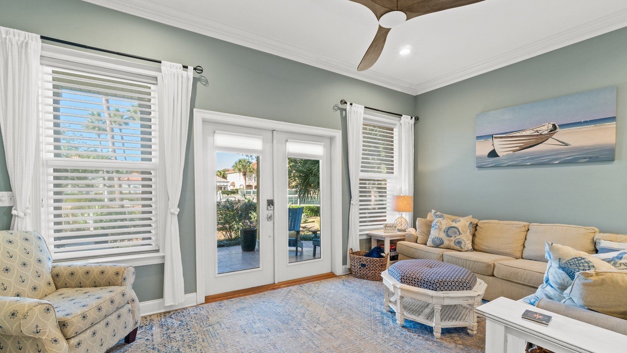 Photo of Livingroom in Hollywood Beach