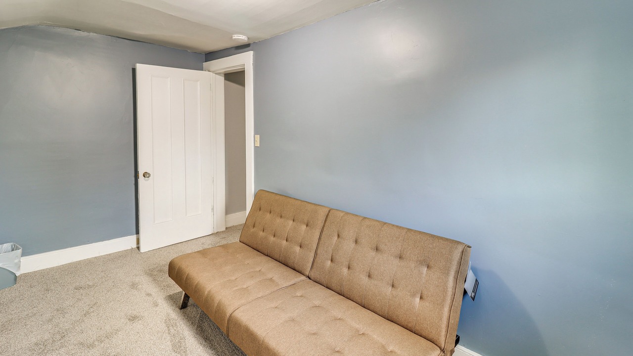 Photo of Livingroom in Adrian