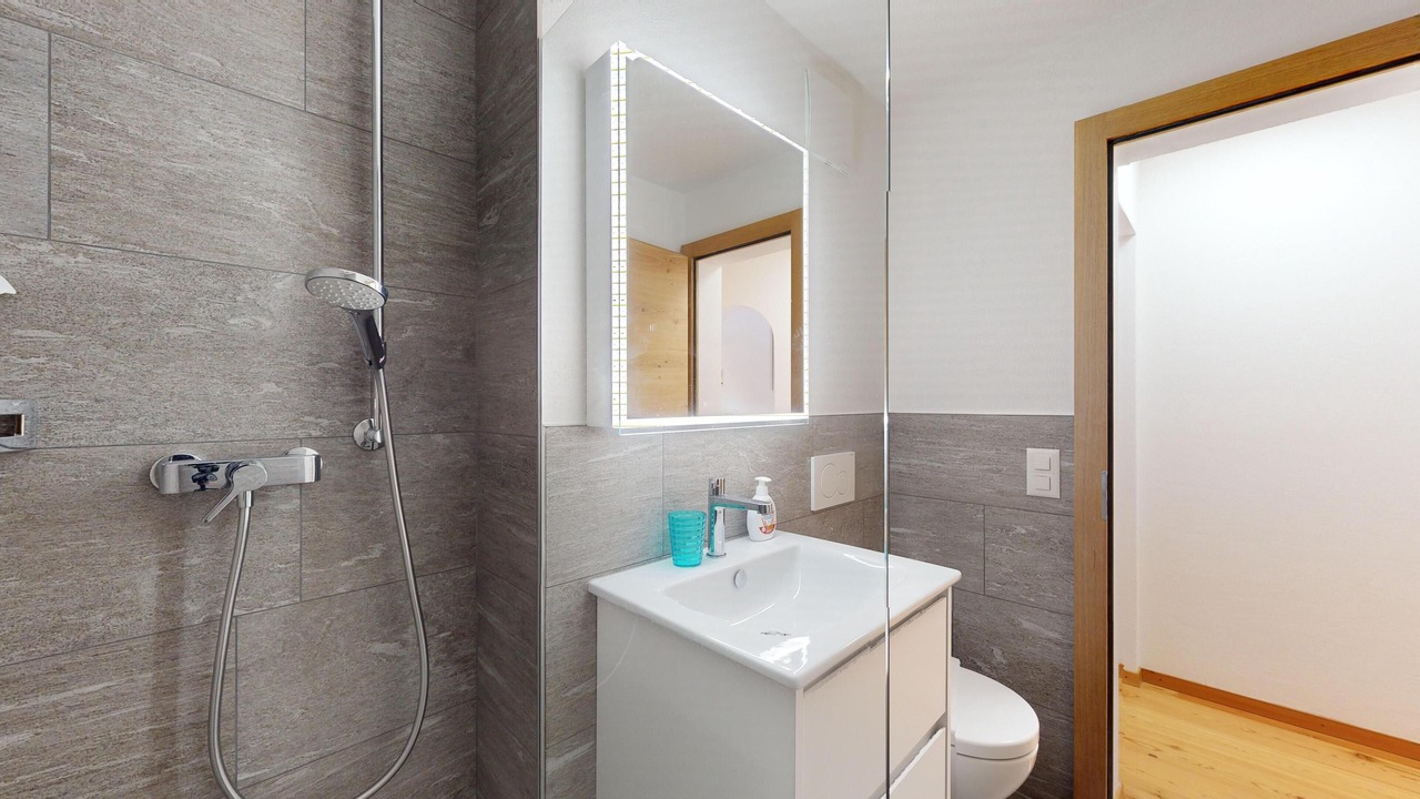 Photo of Bathroom in Maloja