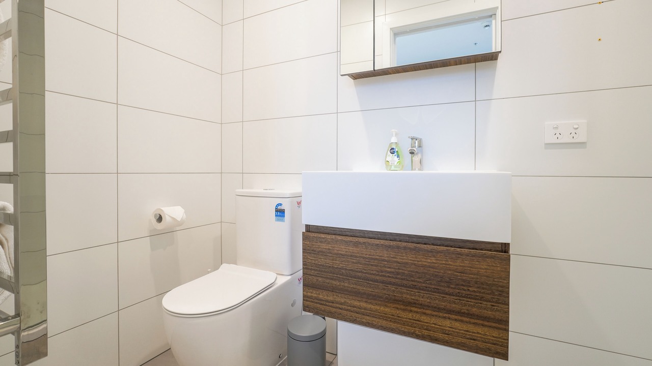 Photo of Bathroom in Greenlane - Ellerslie