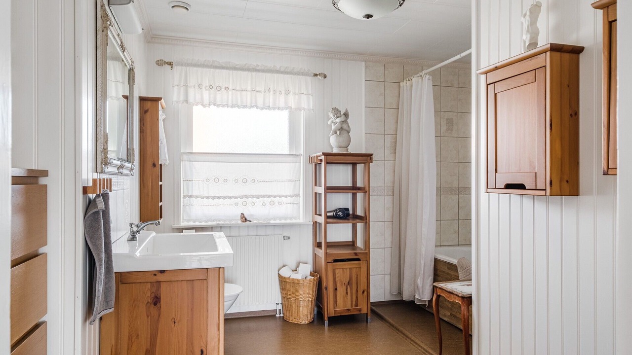 Photo of Bathroom in Donso