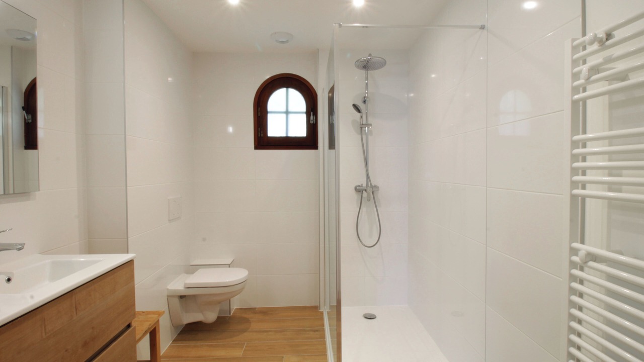 Photo of Bathroom in Viviers-du-Lac