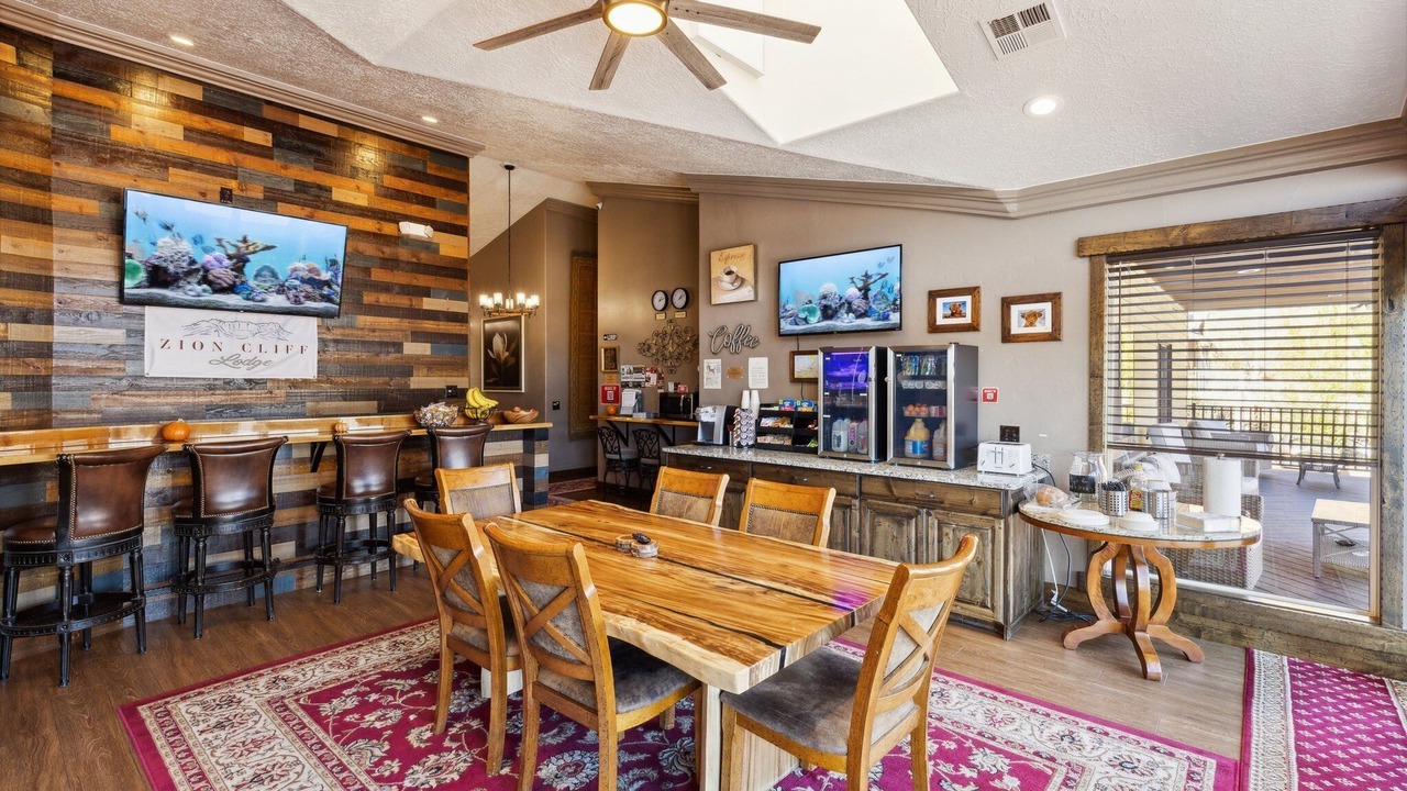 Photo of Bedroom in Colorado City