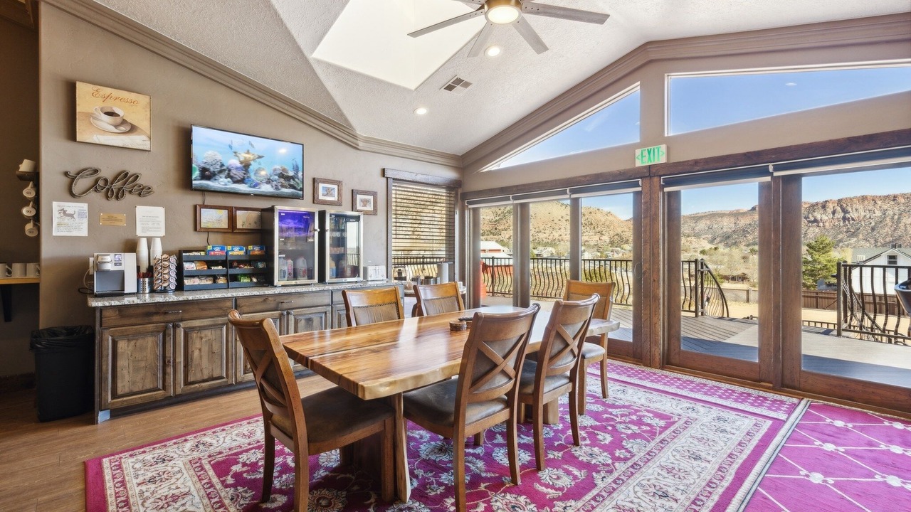 Photo of Bedroom in Colorado City