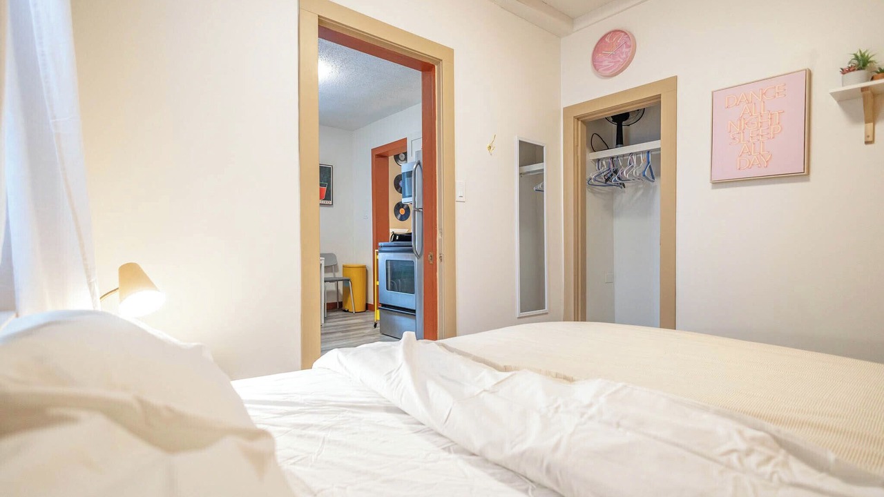 Photo of Bedroom in Inglewood