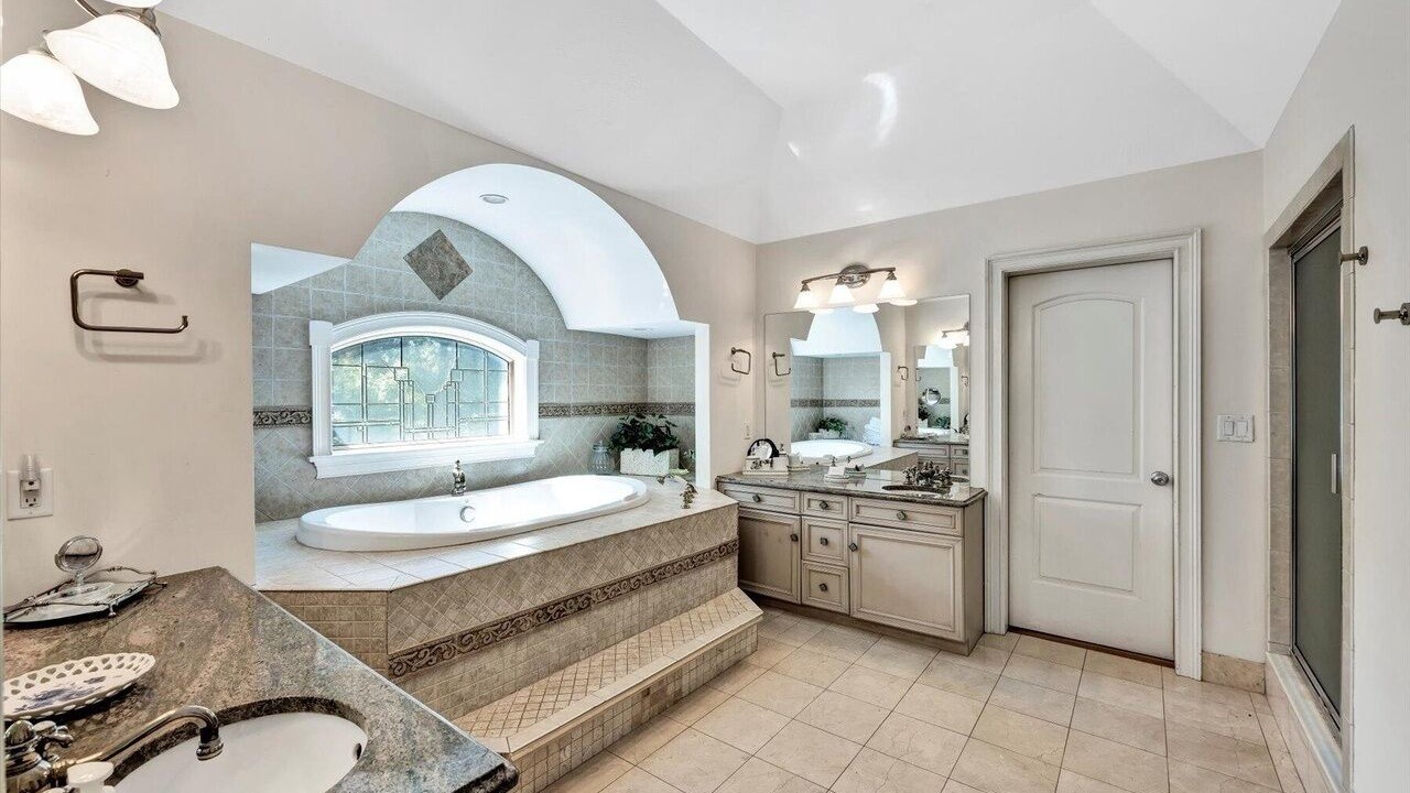 Photo of Bathroom in Sagamore Beach