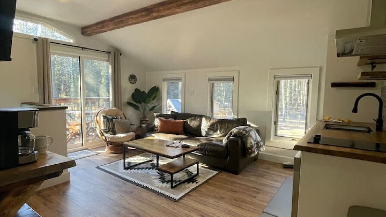 Photo of Livingroom in Calgary
