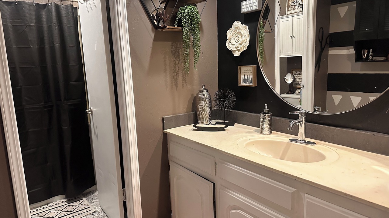 Photo of Bathroom in Ardmore