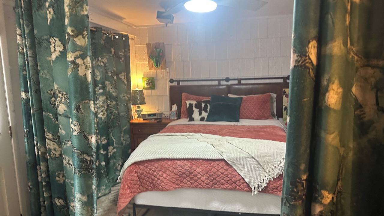 Photo of Bedroom in Ardmore