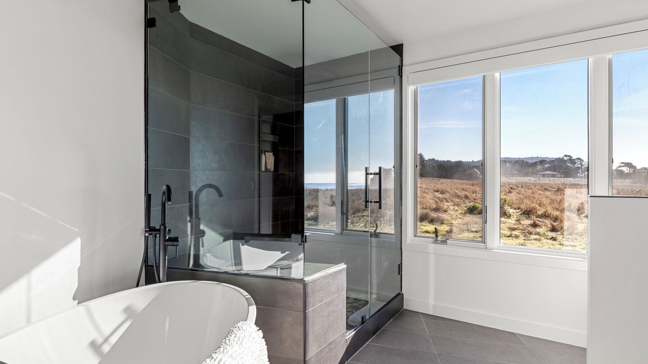 Photo of Bathroom in Sea Ranch