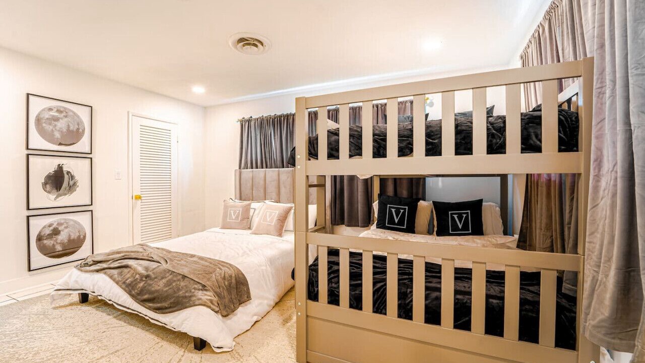 Photo of Bedroom in Pembroke Pines