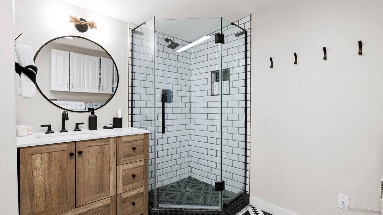 Photo of Bathroom in Papago Parkway