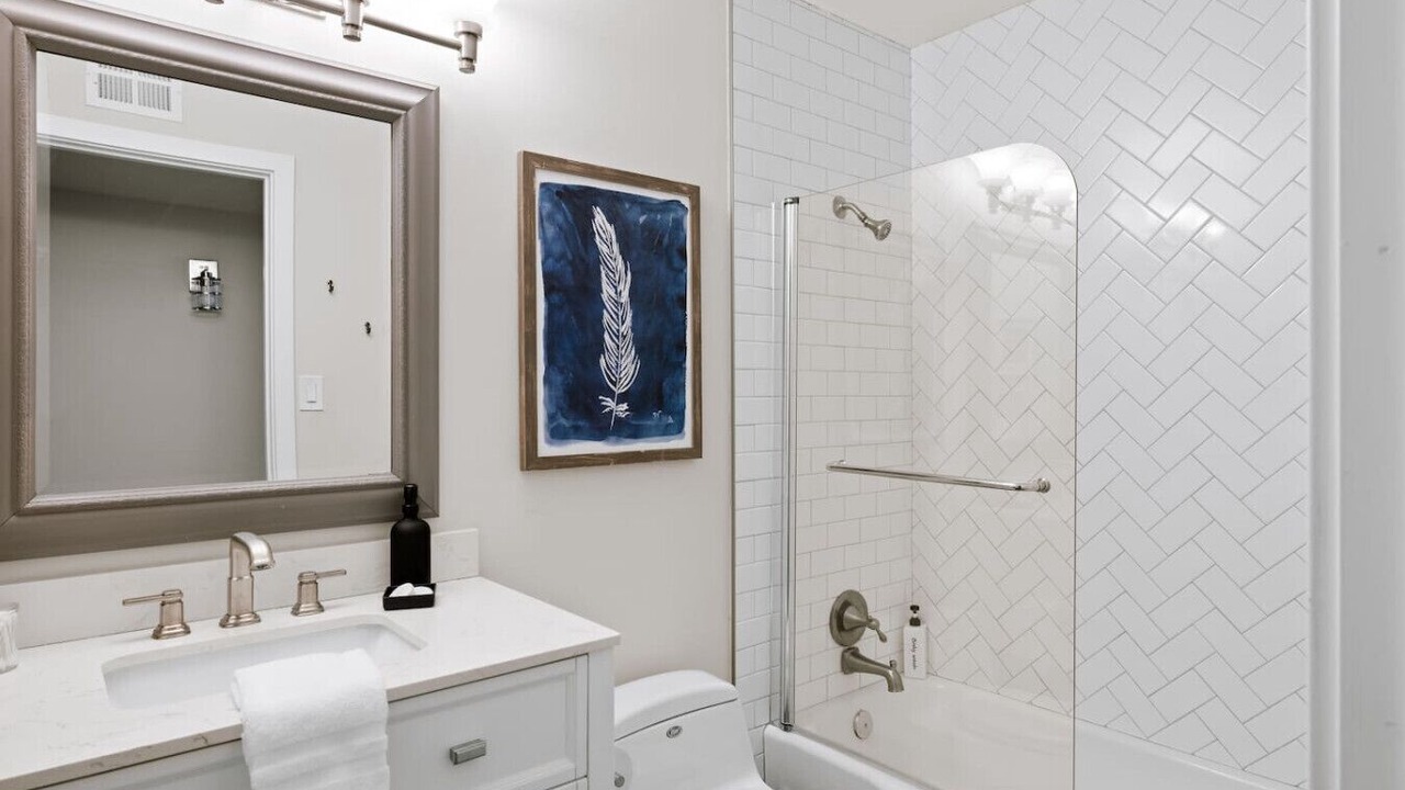 Photo of Bathroom in Papago Parkway