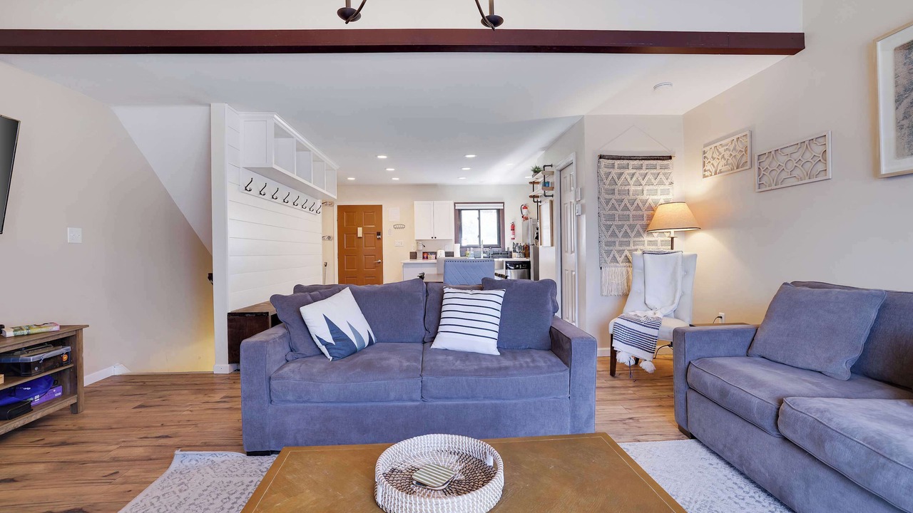 Photo of Livingroom in Village at Camelback