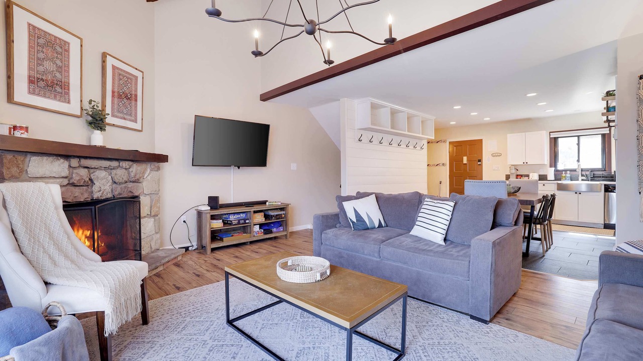 Photo of Livingroom in Village at Camelback