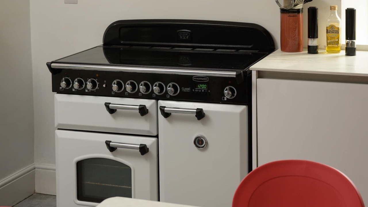 Photo of Kitchen in Edge