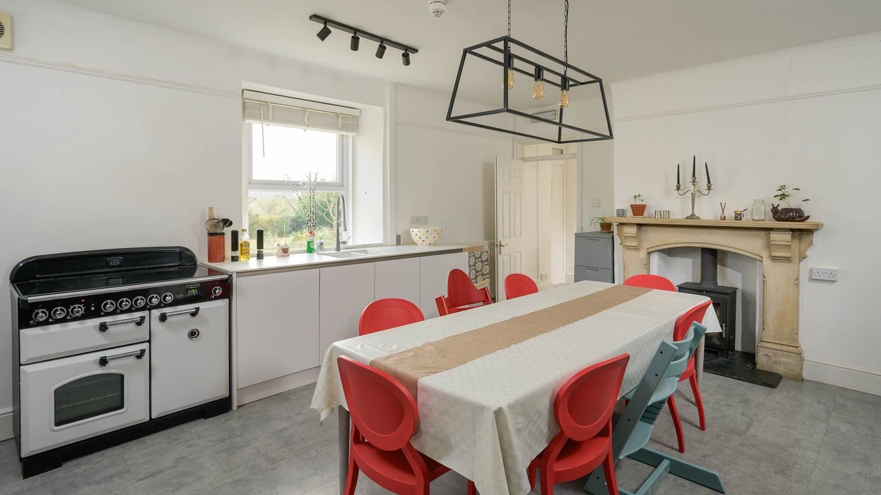 Photo of Kitchen in Edge