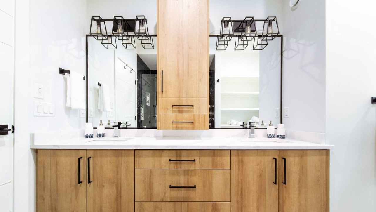 Photo of Bathroom in Jasper Place