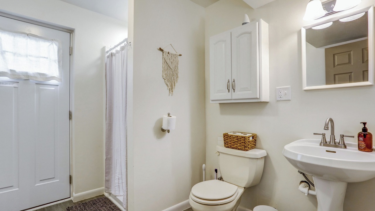 Photo of Bathroom in Willow Street