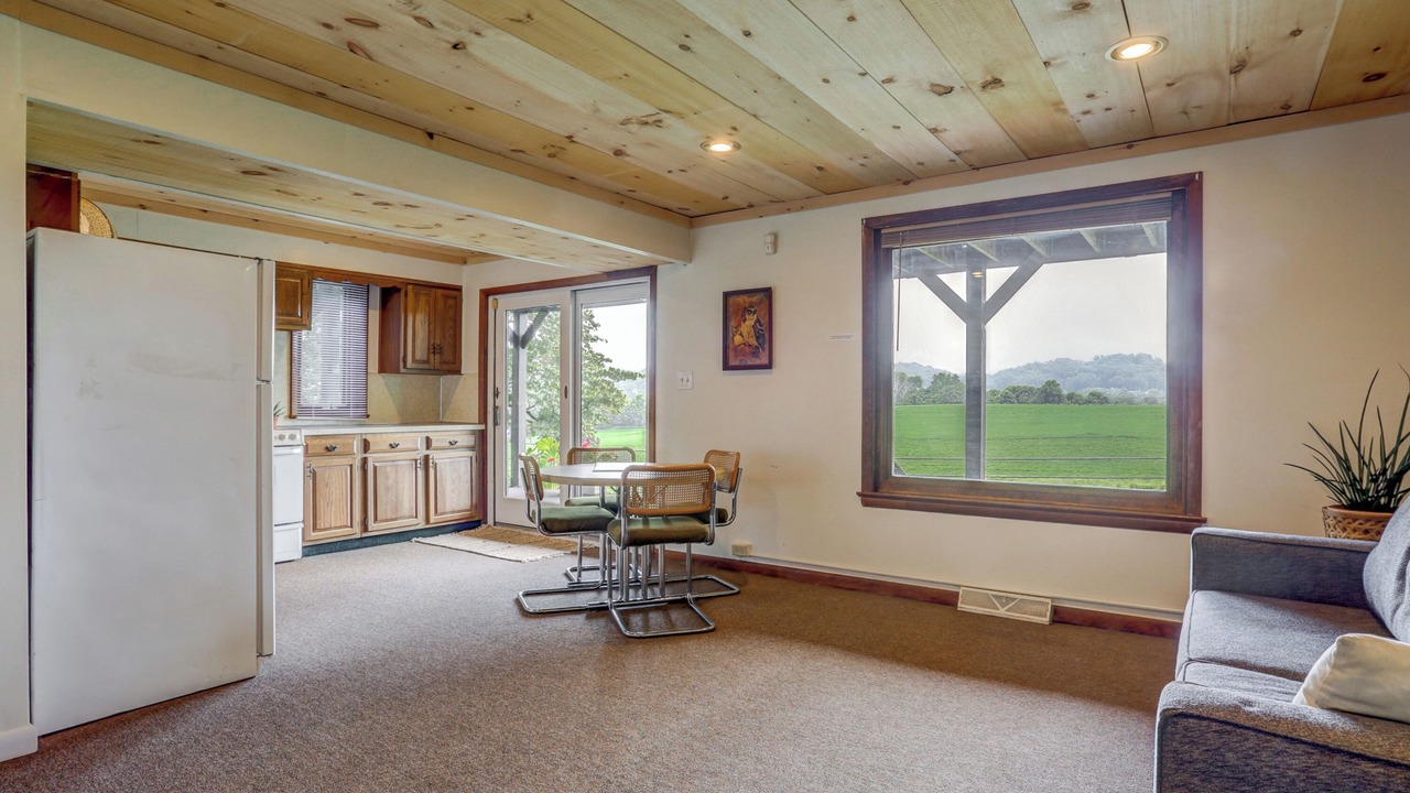 Photo of Livingroom in Willow Street