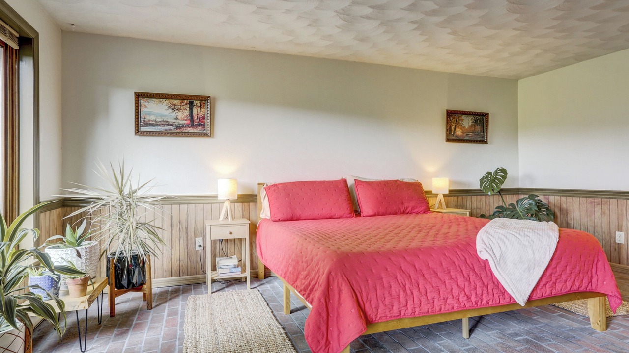 Photo of Bedroom in Willow Street