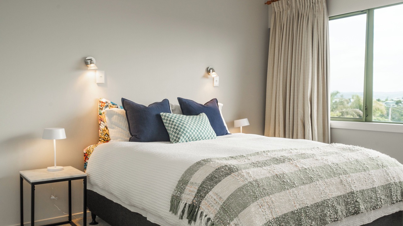Photo of Bedroom in Russell