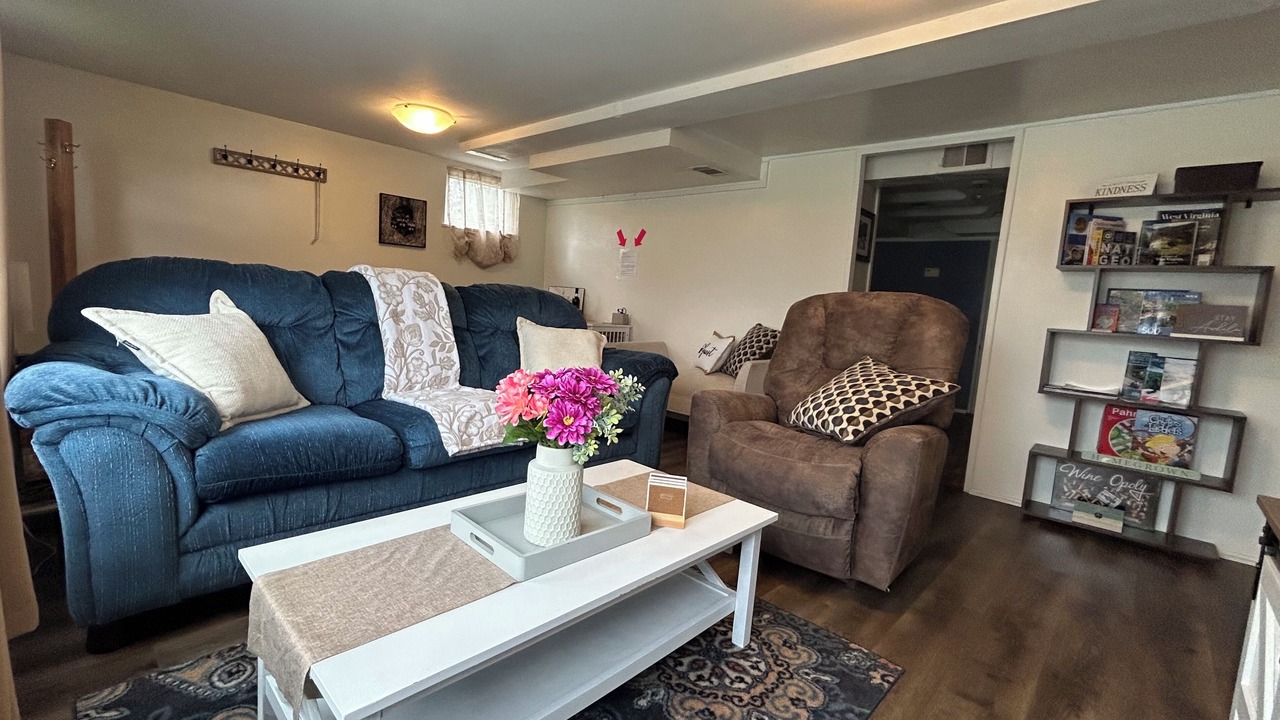 Photo of Livingroom in Skelton