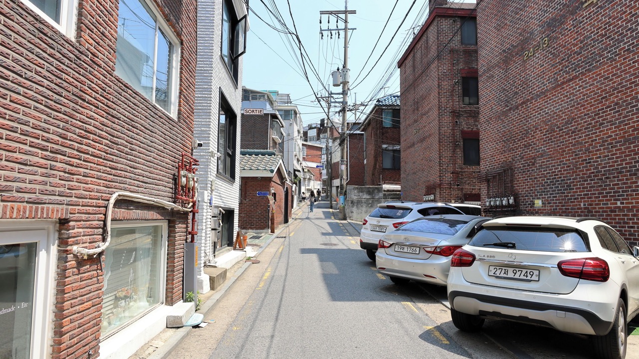 Photo of Others in Sinsu-dong