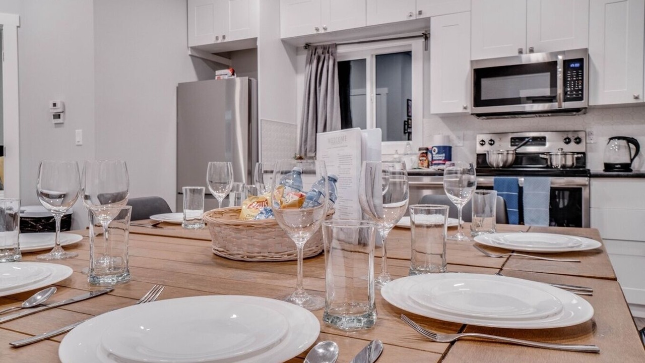 Photo of Kitchen in North Central Edmonton