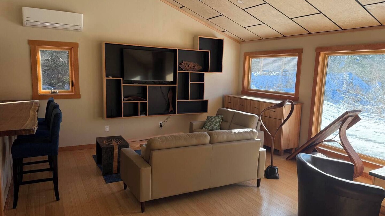 Photo of Livingroom in Portuguese Cove