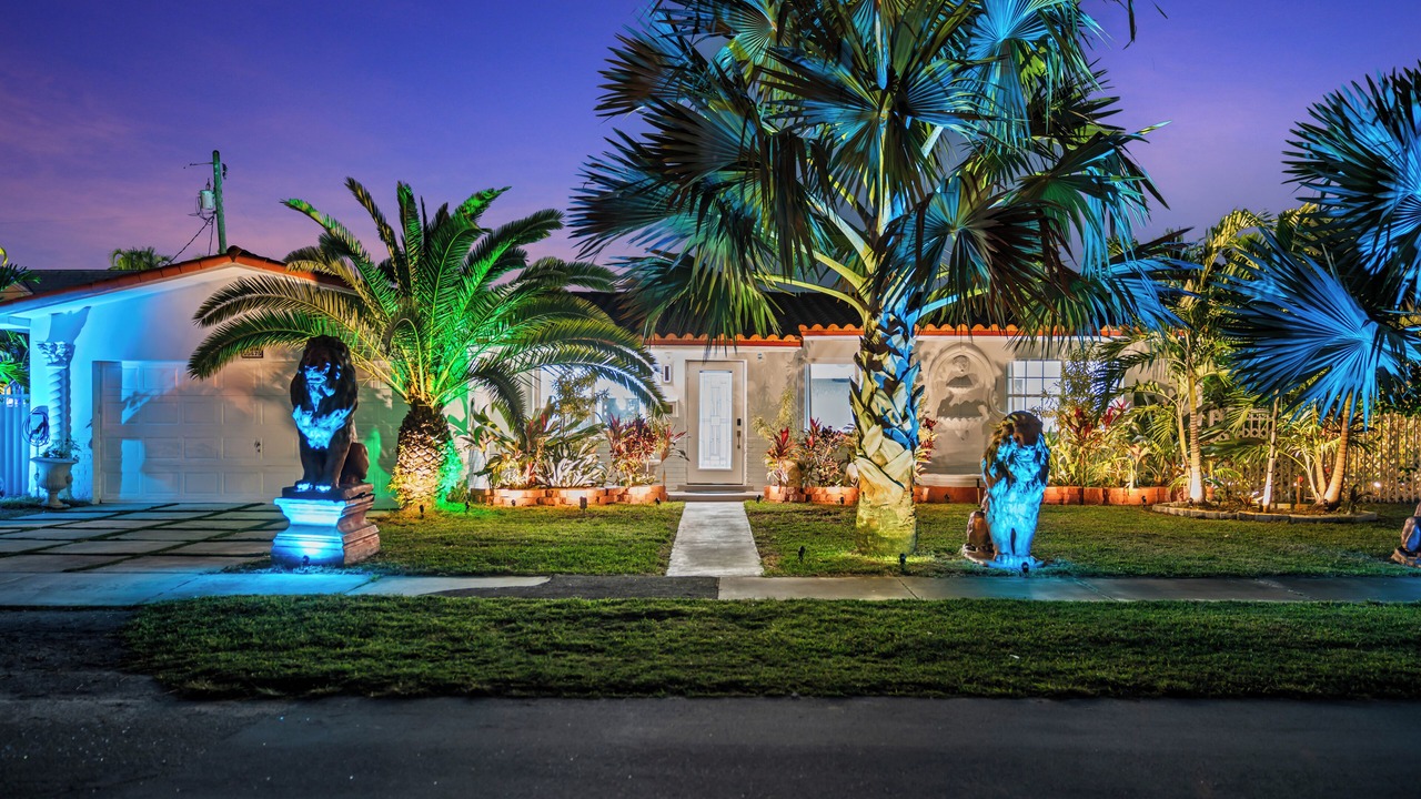 Photo of Outdoor in Golden Glades