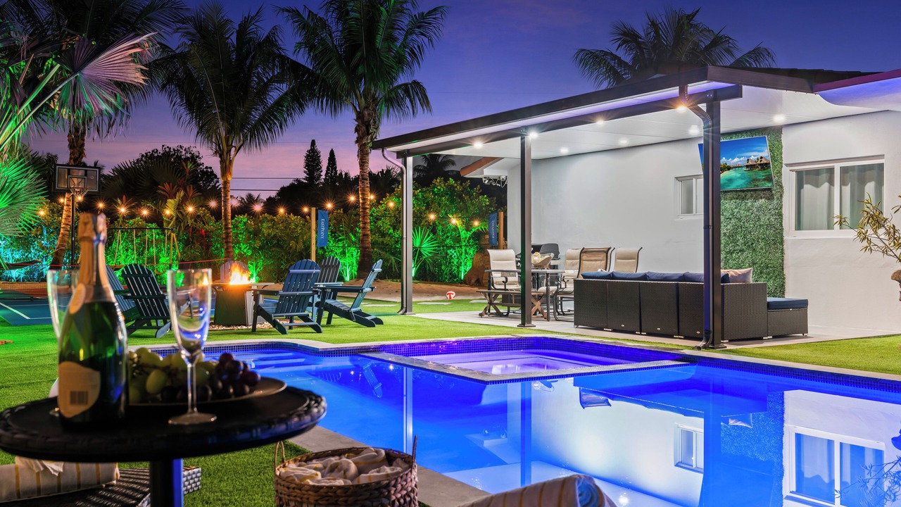 Photo of Outdoor in Golden Glades
