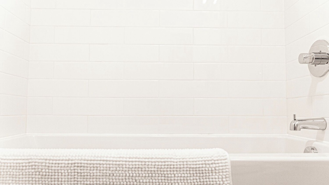 Photo of Bathroom in Crescent Heights