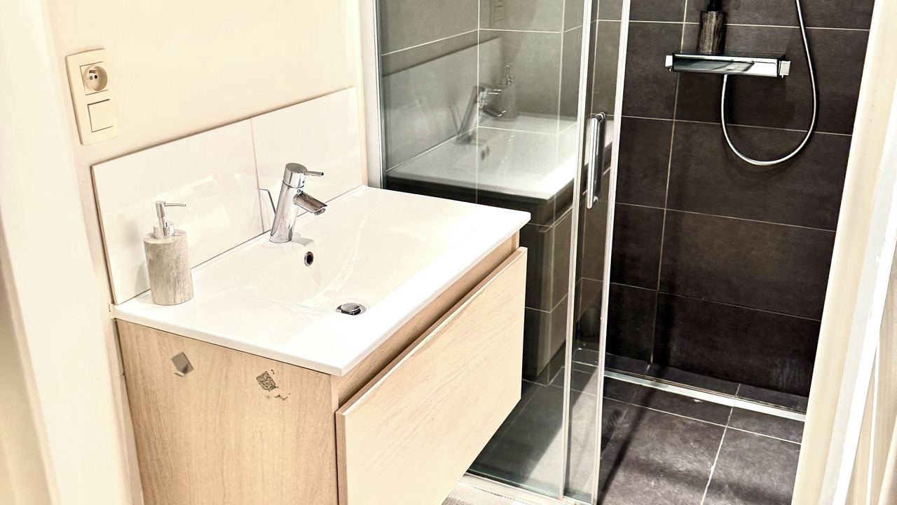 Photo of Bathroom in European Quarter