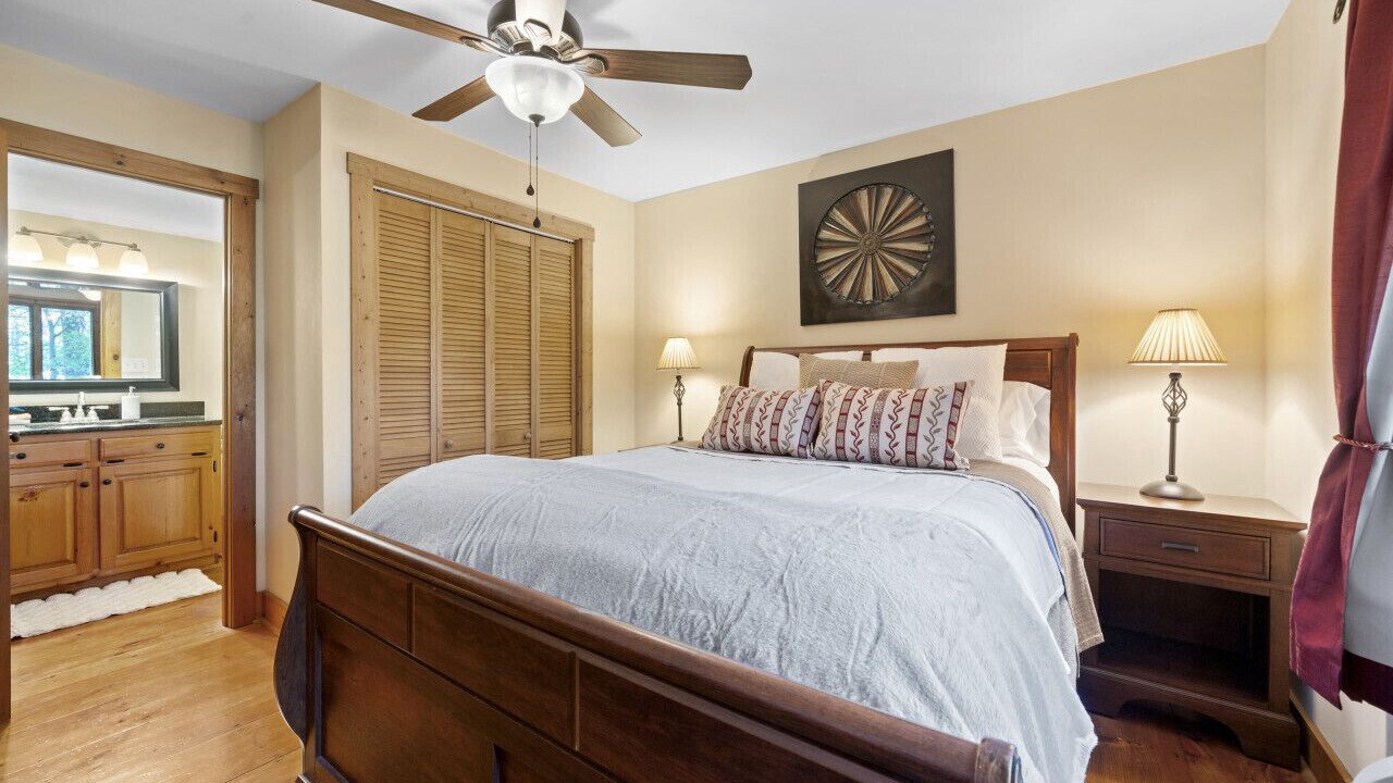 Photo of Bedroom in Big Canoe