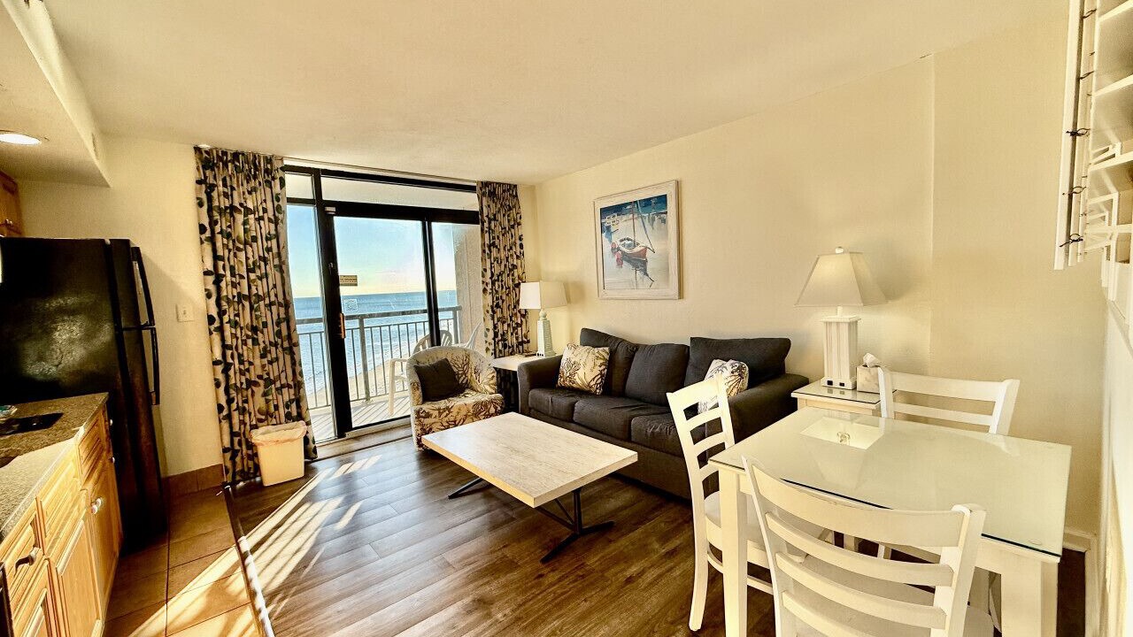 Photo of Livingroom in Windy Hill