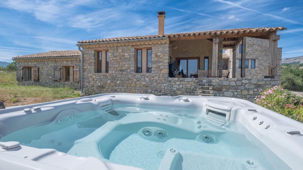 Photo of Outdoor in Laragne-Monteglin