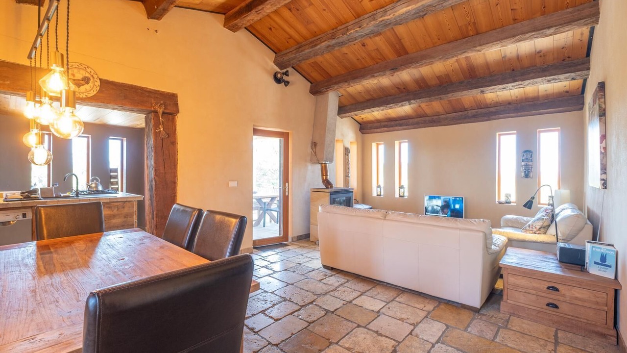 Photo of Livingroom in Laragne-Monteglin