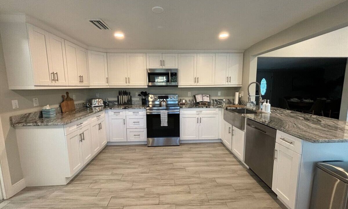 Photo of Kitchen in Town N County Park