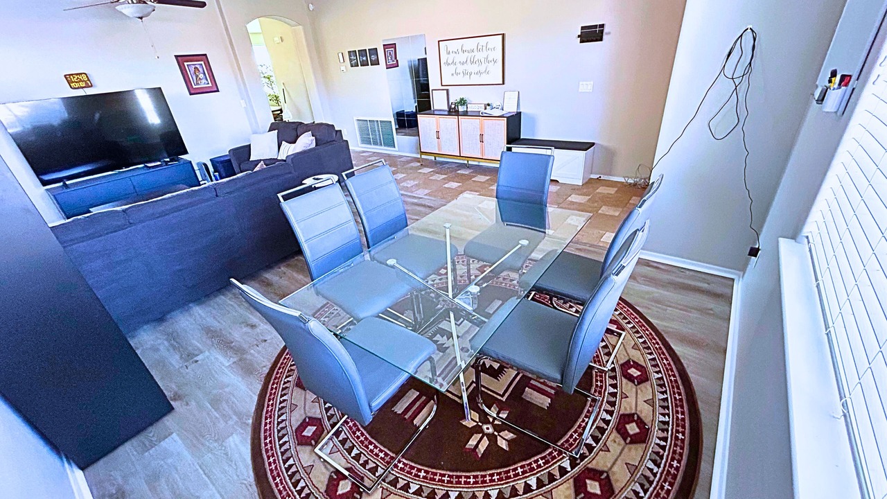 Photo of Livingroom in Maricopa