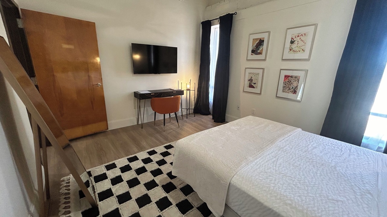 Photo of Bedroom in Downtown Jackson