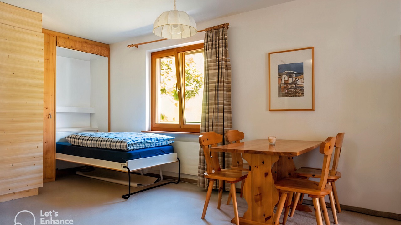Photo of Bedroom in Salouf