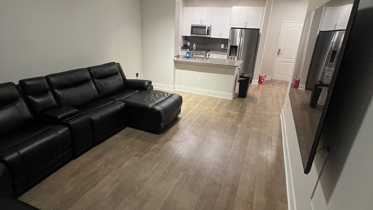Photo of Livingroom in Mid-Wilshire