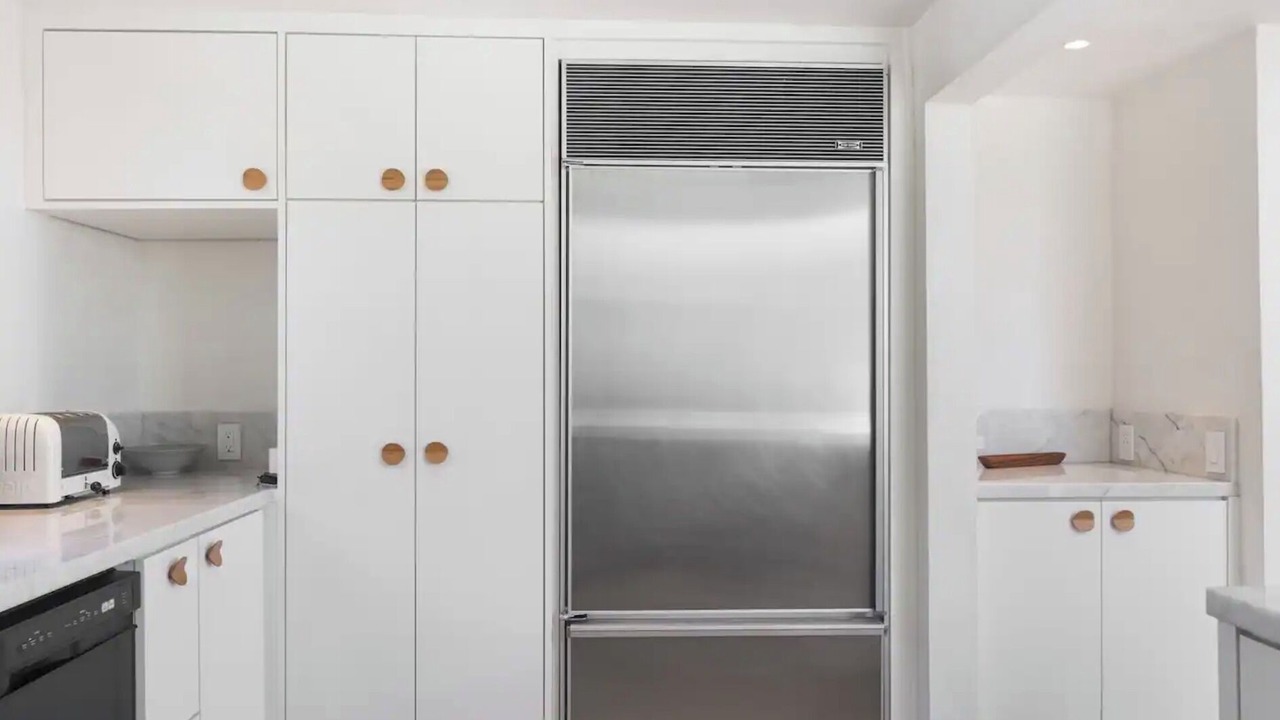 Photo of Kitchen in Central Malibu